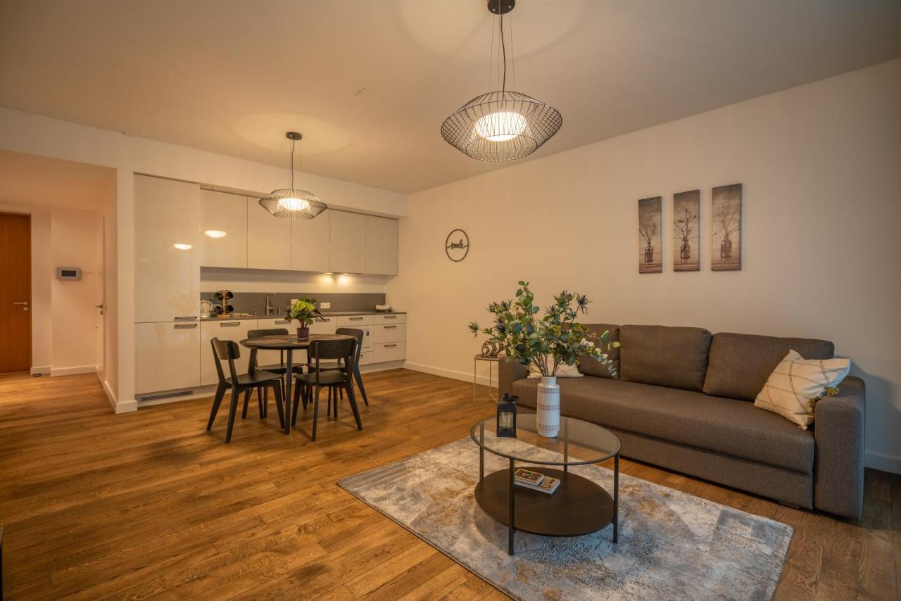Easyrooms Dzirnavu Apartment Riga
